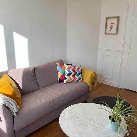 Charmant Appart Pour Bebe Avec Balcon Proche Paris *