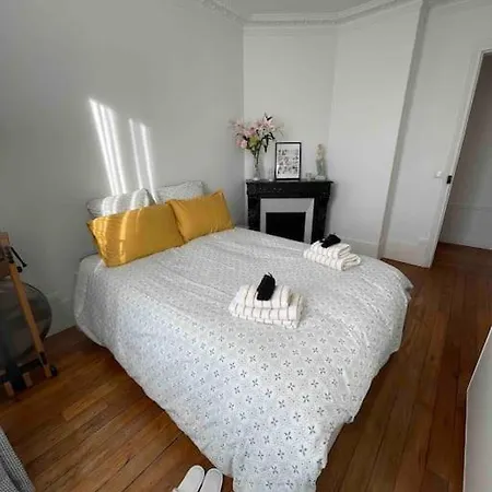 Charmant Appart Pour Bebe Avec Balcon Proche Paris Appartement