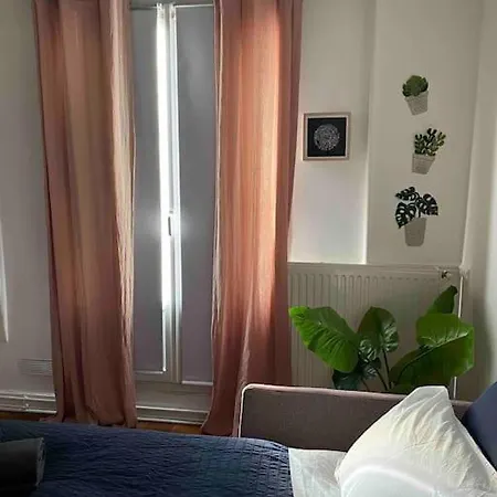 Charmant Appart Pour Bebe Avec Balcon Proche Paris *