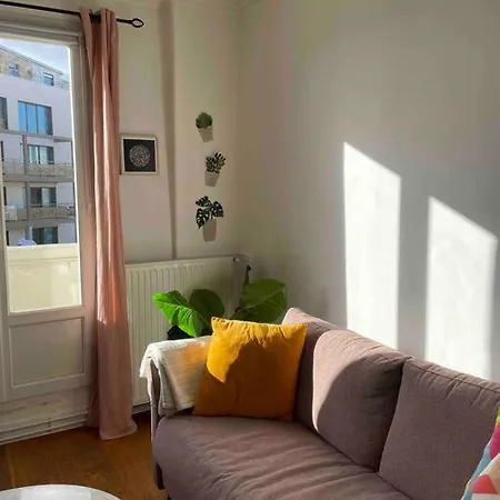 Charmant Appart Pour Bebe Avec Balcon Proche Paris Vincennes